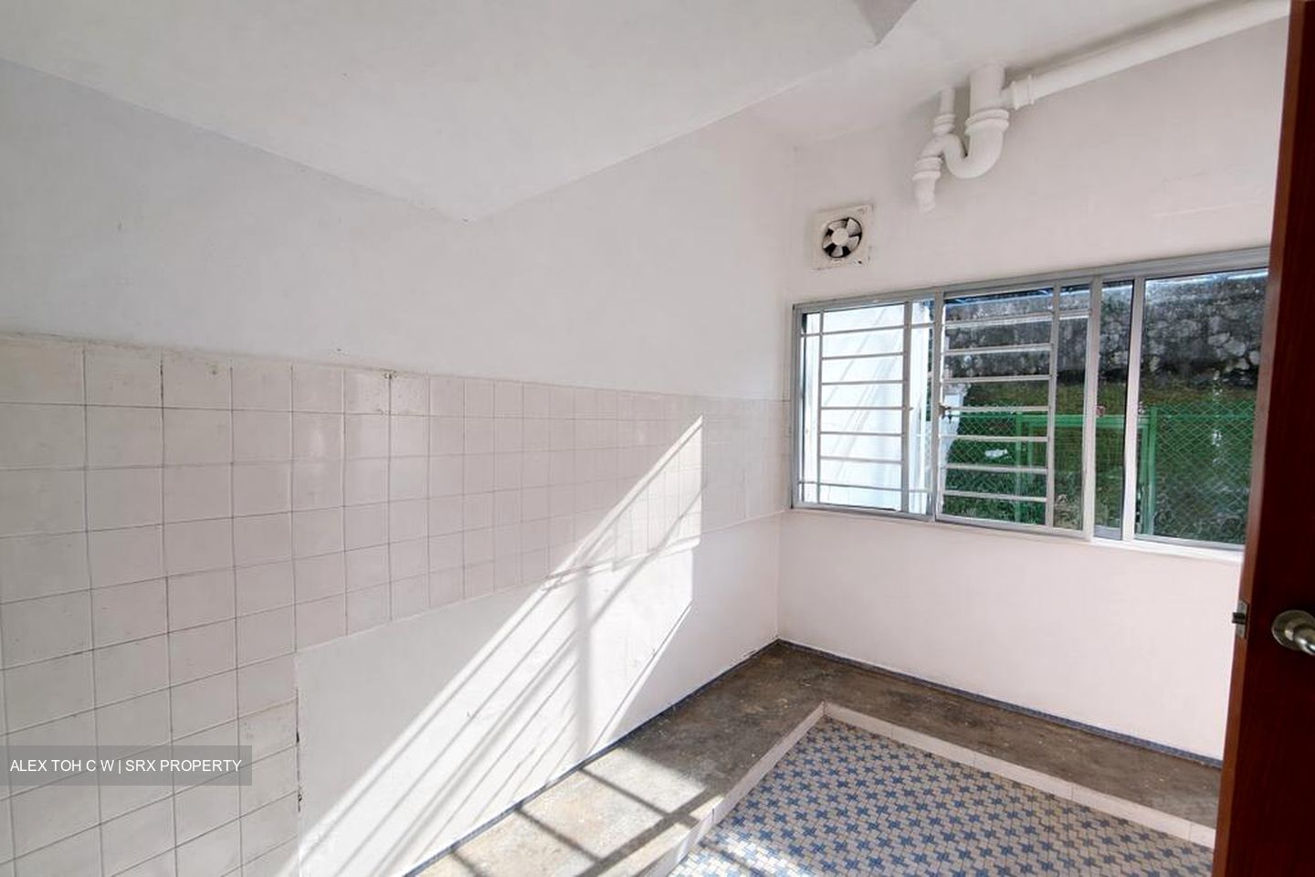 Jalan Jurong Kechil (D21), Terrace #537609341